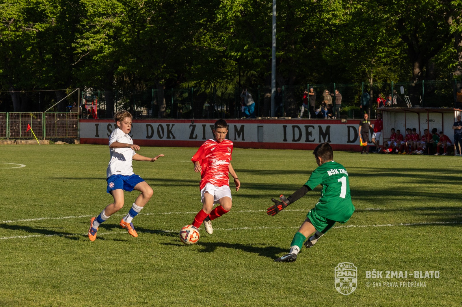 Nogometna škola BŠK Zmaj svečano imenovana po velikanu Hajduka Anti Žanetiću